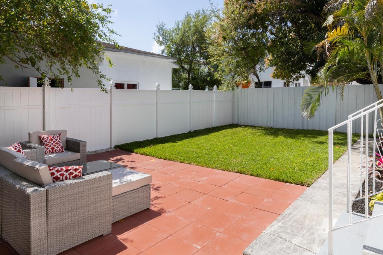 Beautiful Casita With King Bed And Private Patio Close To Calle 8, Mia Airport, Coral Gables Майами Экстерьер фото